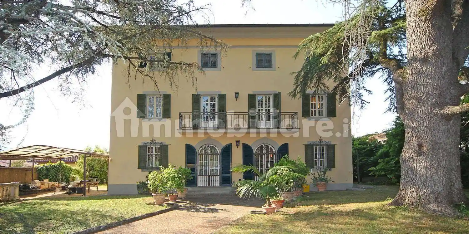 Villa in vendita a Pistoia