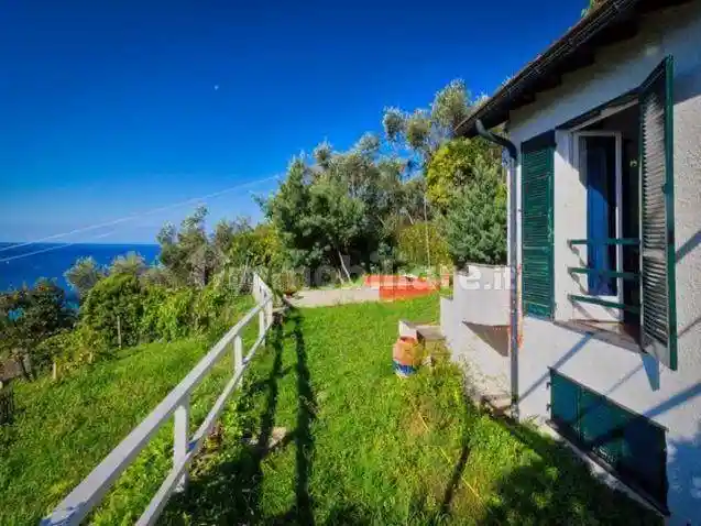Villa in vendita a Lavagna