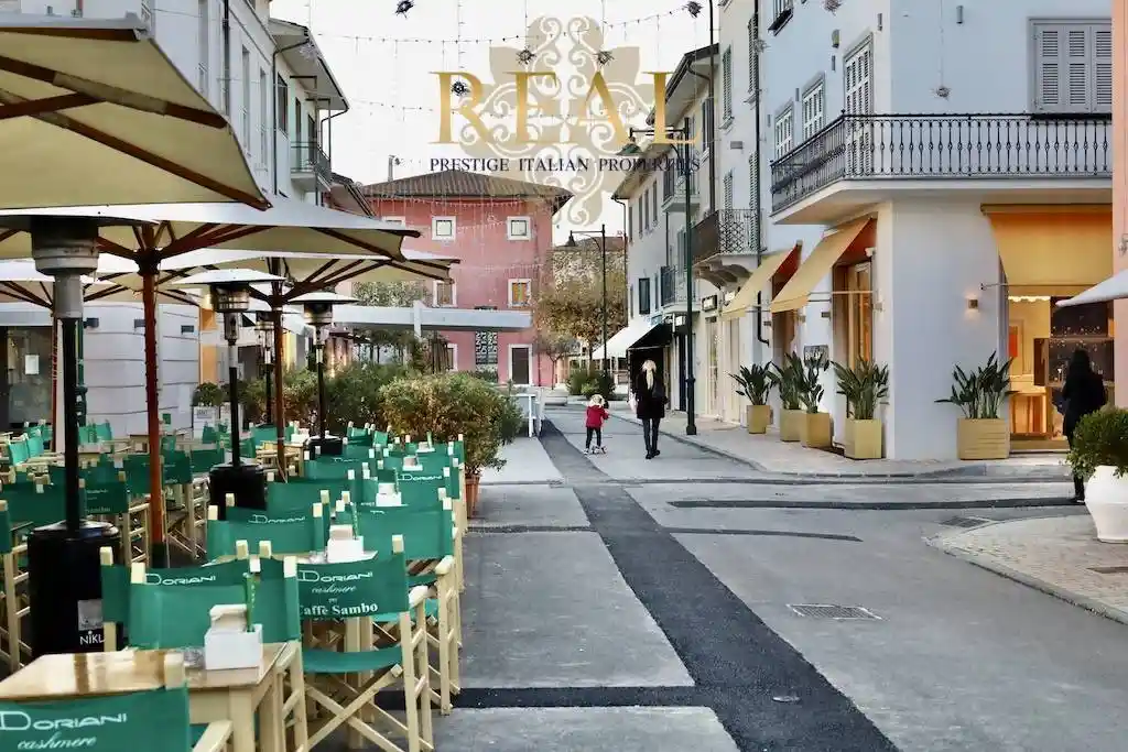 Villa in vendita a Forte dei Marmi