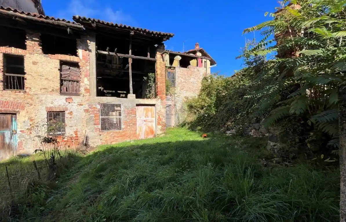 Rustico - Casale in vendita a Zumaglia