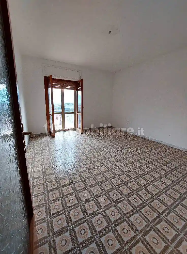 Quadrilocale viale Nicola Romano, Airola - foto 2