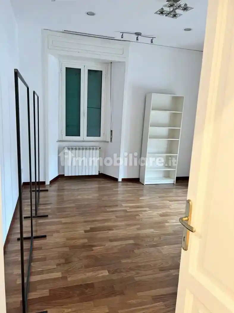 Trilocale ottimo stato, primo piano, Aventino, Roma - foto 3