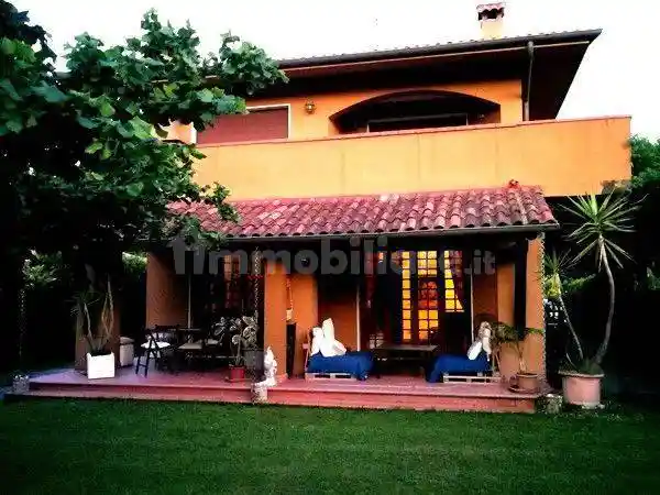 Villa in affitto a Forte dei Marmi