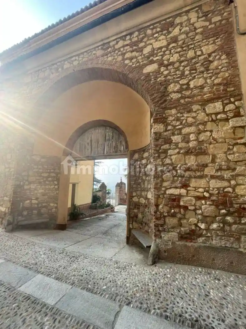 Villa plurifamiliare via Dante Barbano 39, Cella Monte - foto 2