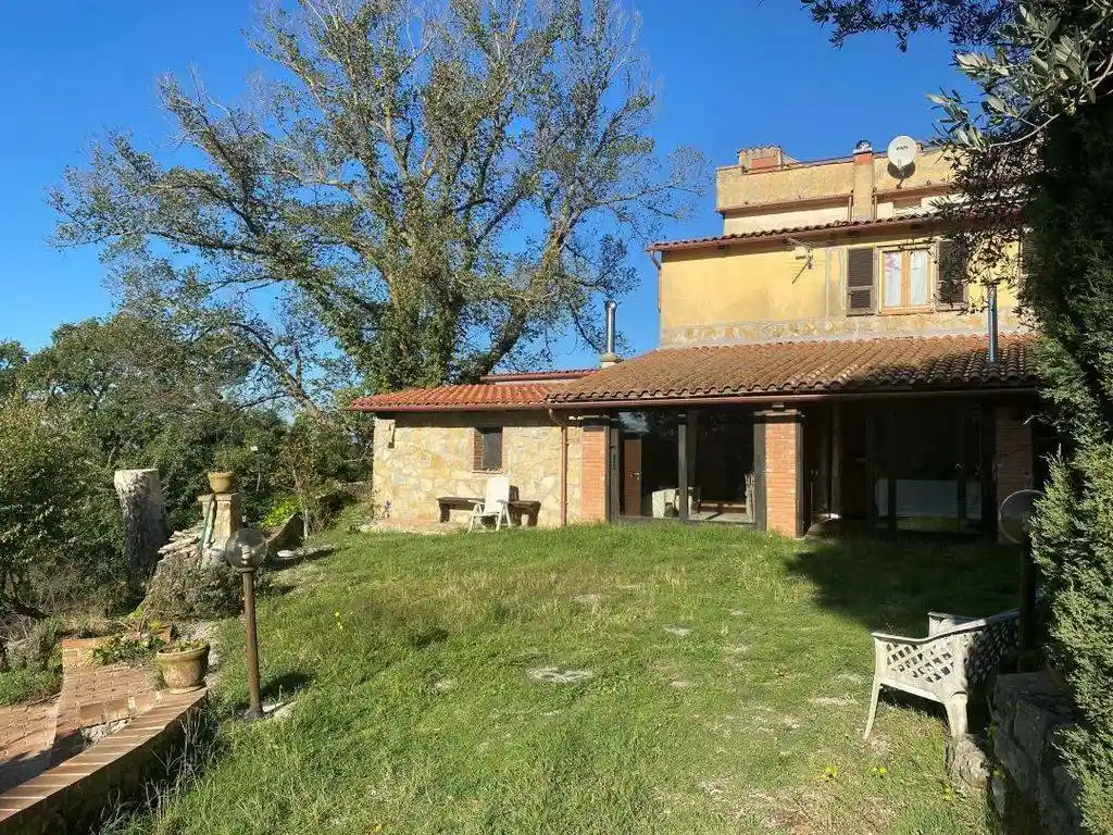 Rustico - Casale in vendita a Parrano