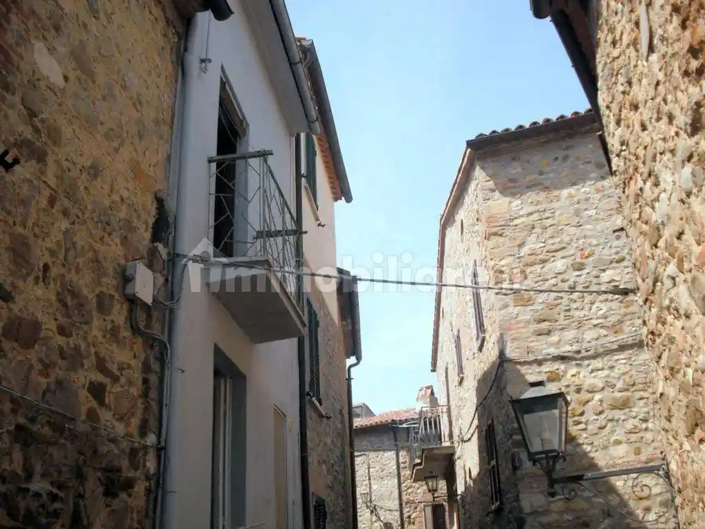 Appartamento in vendita a Allerona