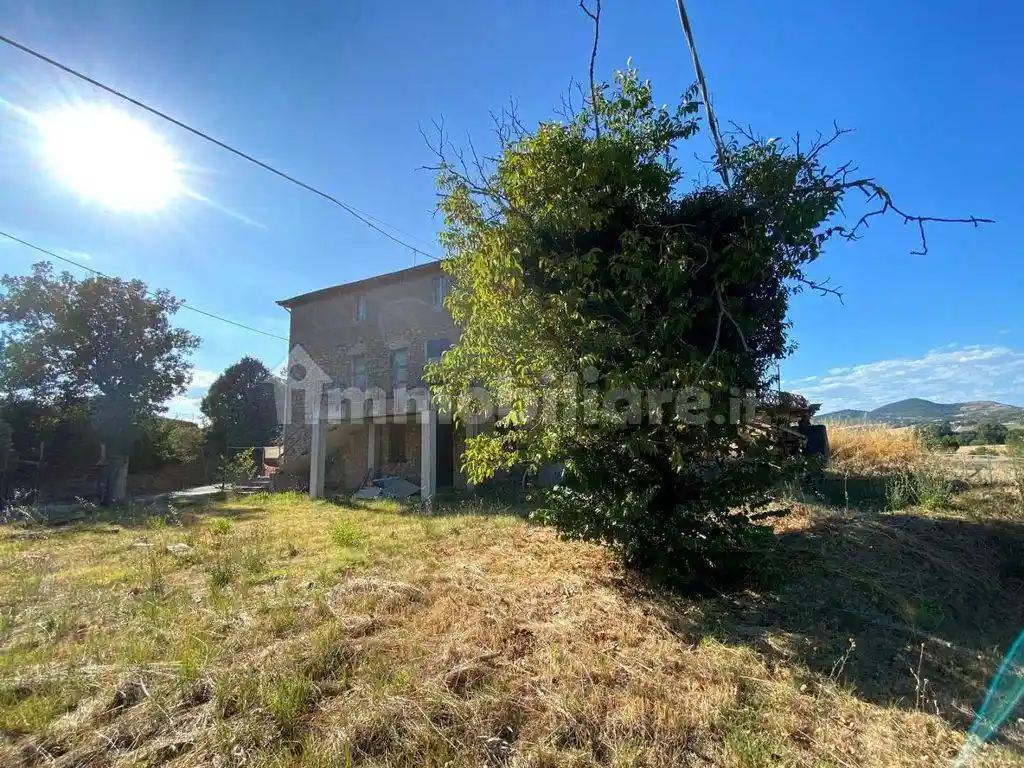 Rustico - Casale in vendita a Piegaro