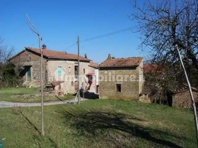 Rustico - Casale in vendita a Fabro