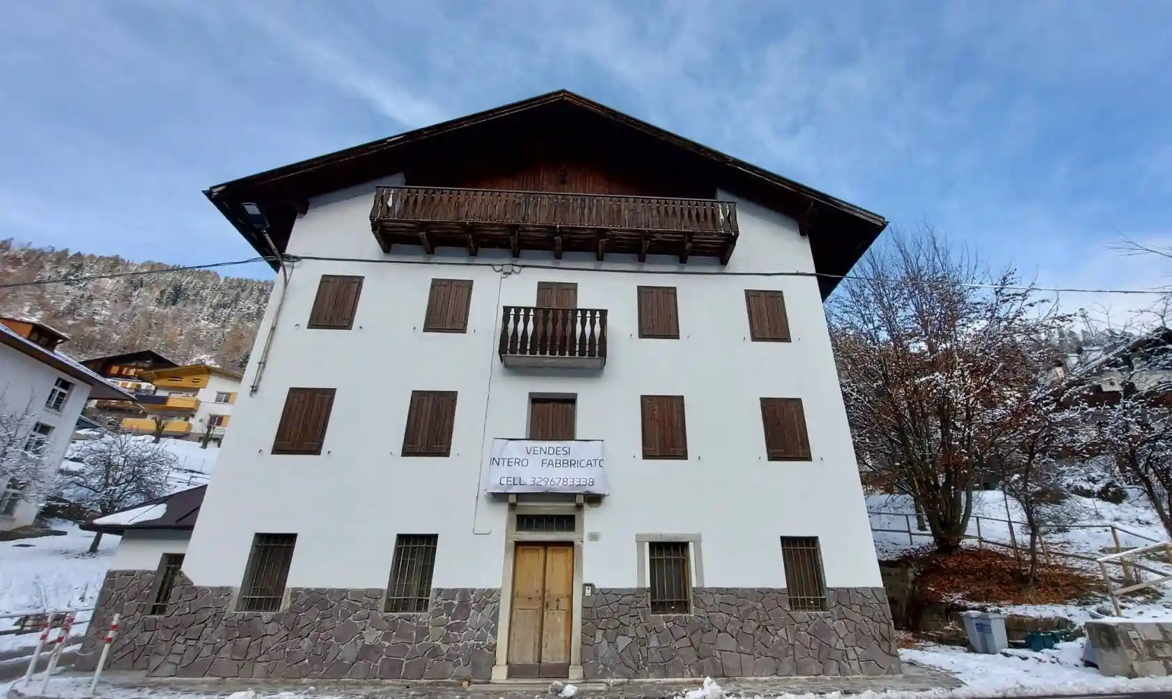 Palazzo - Edificio in vendita a Valle di Cadore