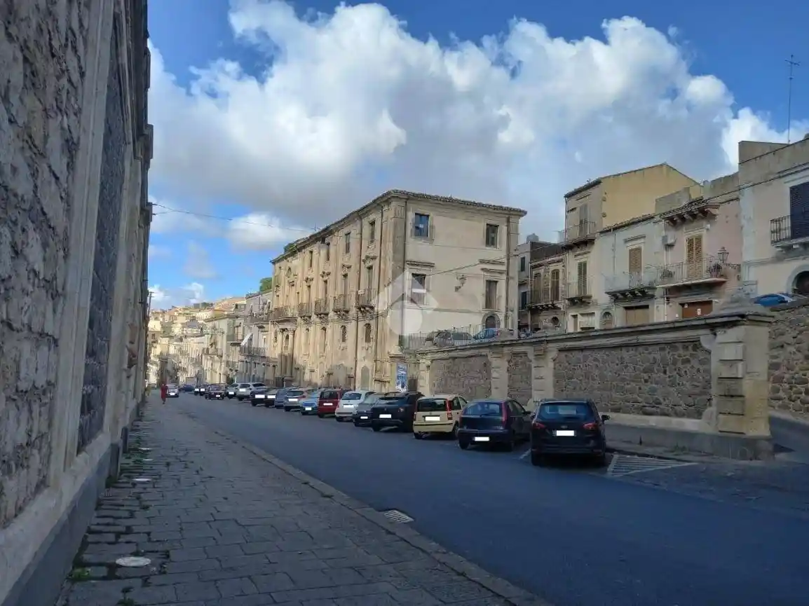 Casa indipendente in vendita a Vizzini