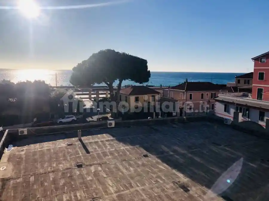 Appartamento in vendita a Pietra Ligure