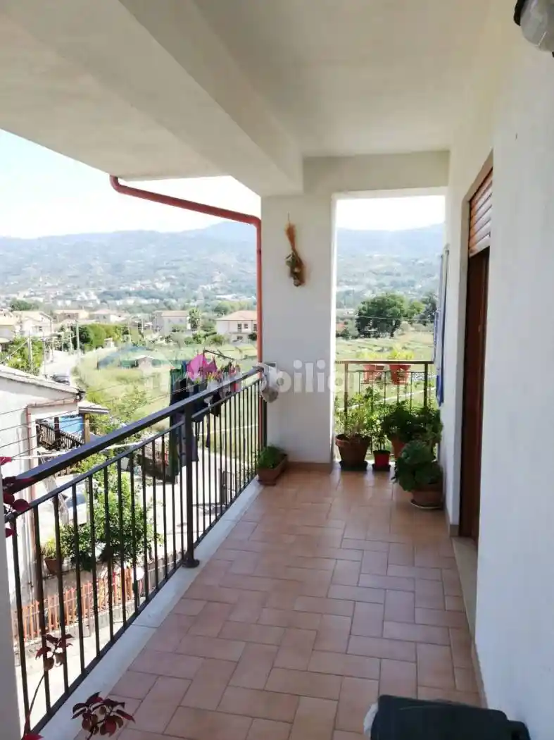 Trilocale via Sant'Antonello, Settimo, Montalto Uffugo - foto 4