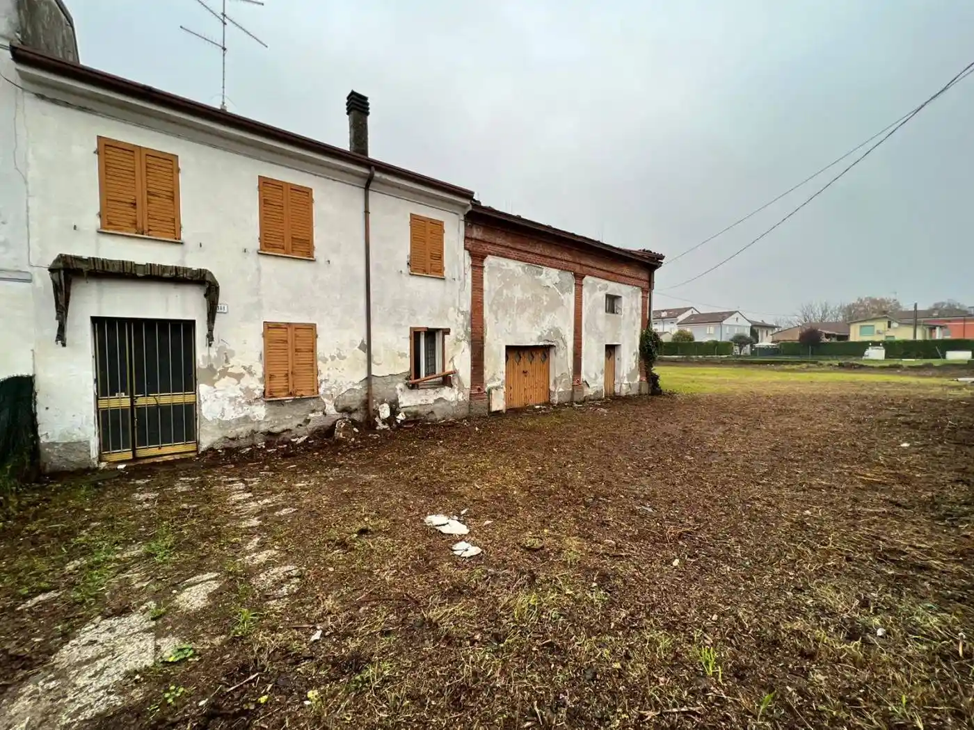 Rustico - Casale in vendita a Luzzara