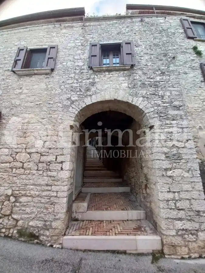 Appartamento Vico 9 del Nord 2, Centro, Monteroduni - foto 2