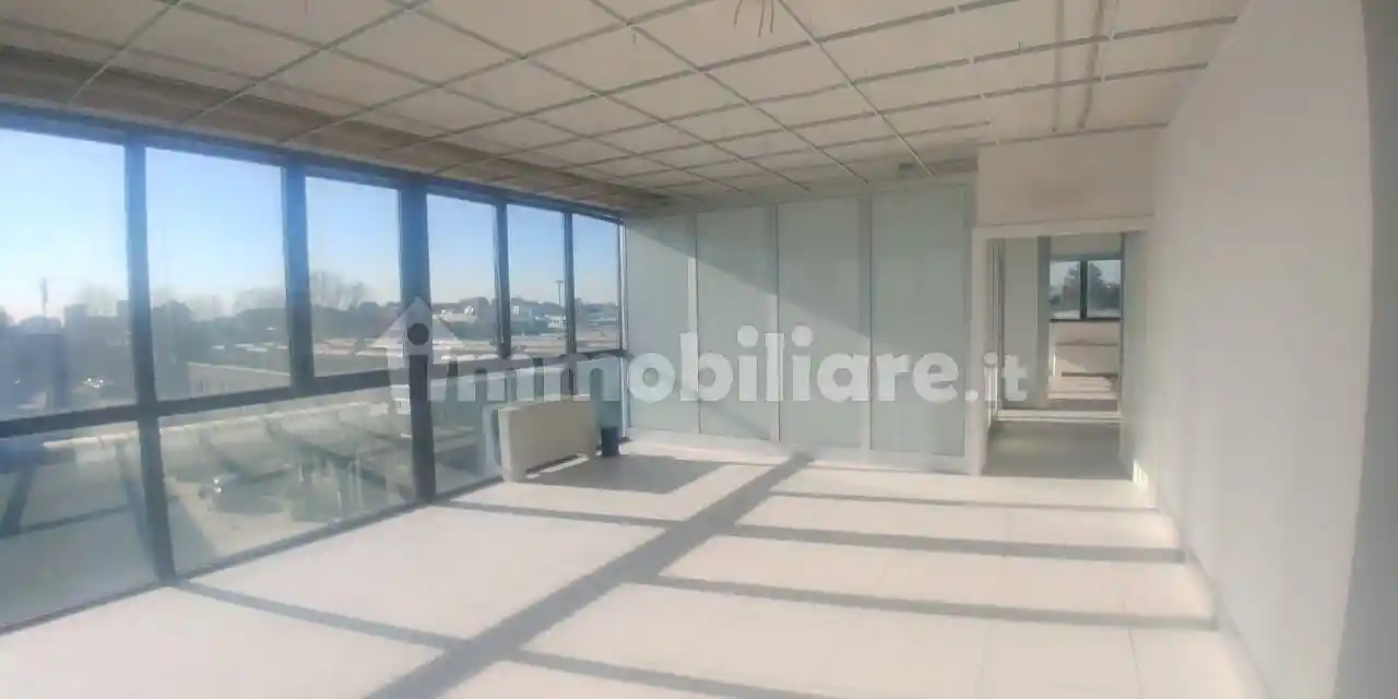 Palazzo - Edificio in vendita a Cinisello Balsamo