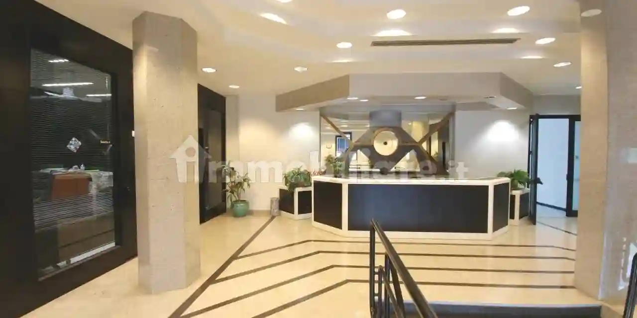 Palazzo - Edificio - foto 2