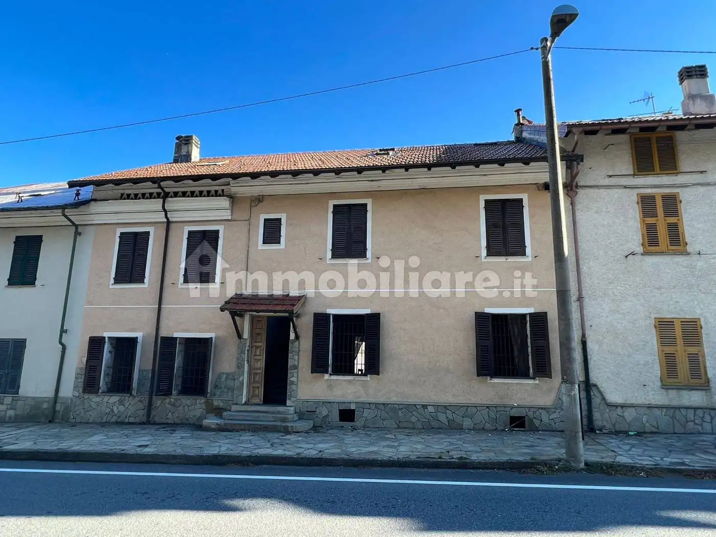 Palazzo - Edificio in vendita a Pornassio