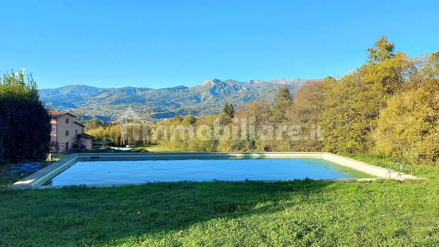 Rustico - Casale in vendita a Castelnuovo di Garfagnana