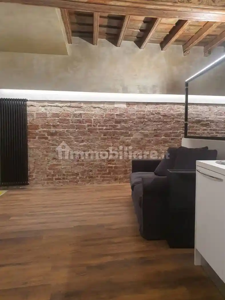 Bilocale via Roma 32, Centro Storico, Cuneo - foto 2