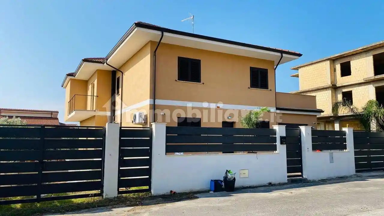 Villa a schiera via delle Rose, Mortilla, Gizzeria - foto 2