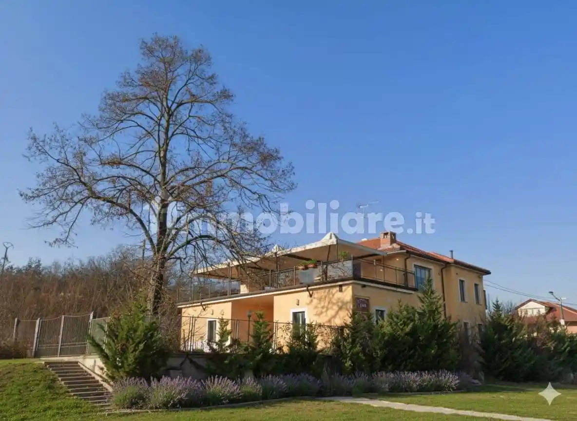 Villa in vendita a Castell'Alfero