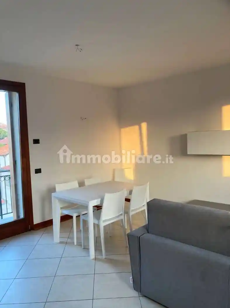 Trilocale ottimo stato, secondo piano, Mestre, Venezia - foto 3