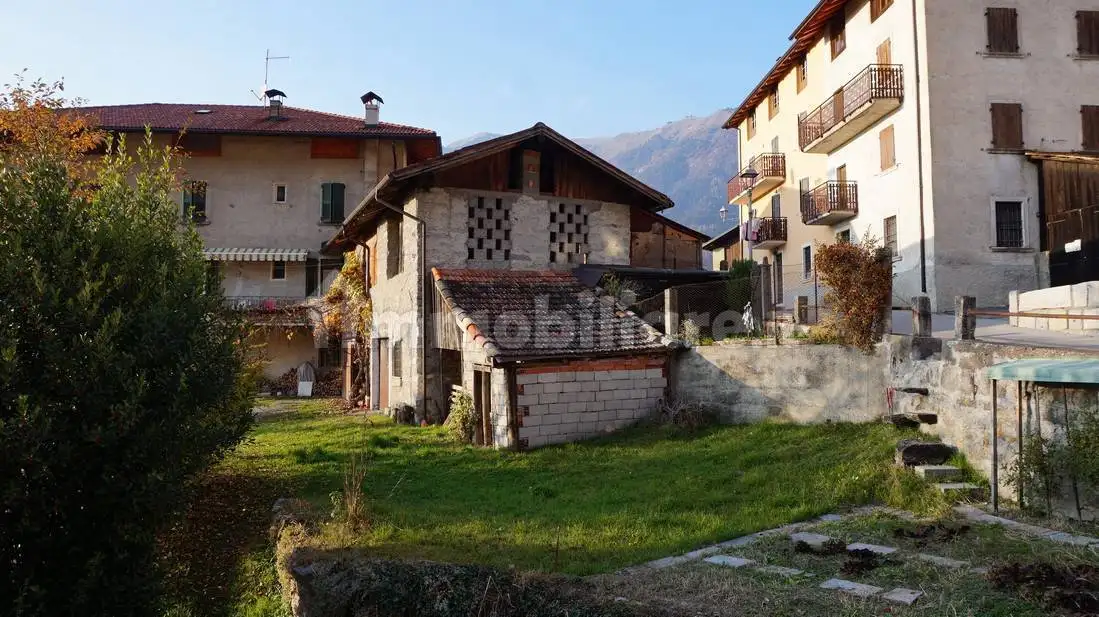 Rustico - Casale in vendita a Pieve di Bono-Prezzo