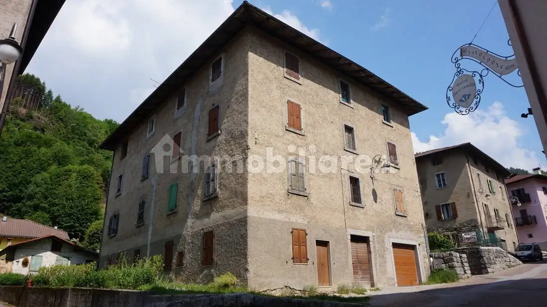 Appartamento in vendita a Sella Giudicarie