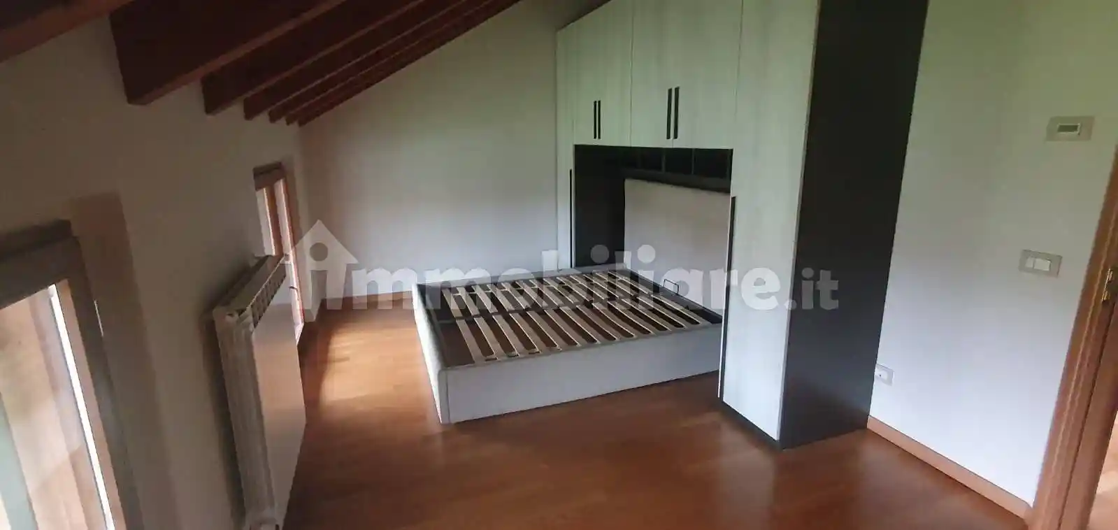 Trilocale ottimo stato, su più livelli, Comun Nuovo - foto 2