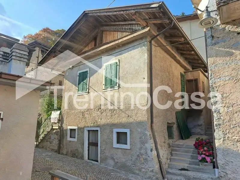 Casa indipendente in vendita a Tre Ville