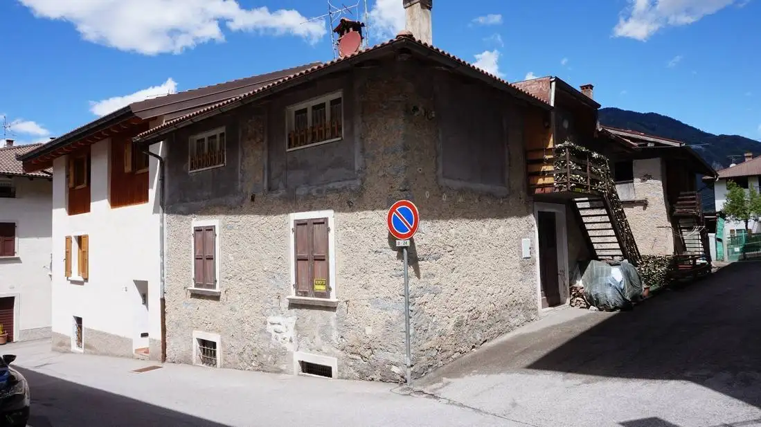 Casa indipendente in vendita a Pieve di Bono-Prezzo
