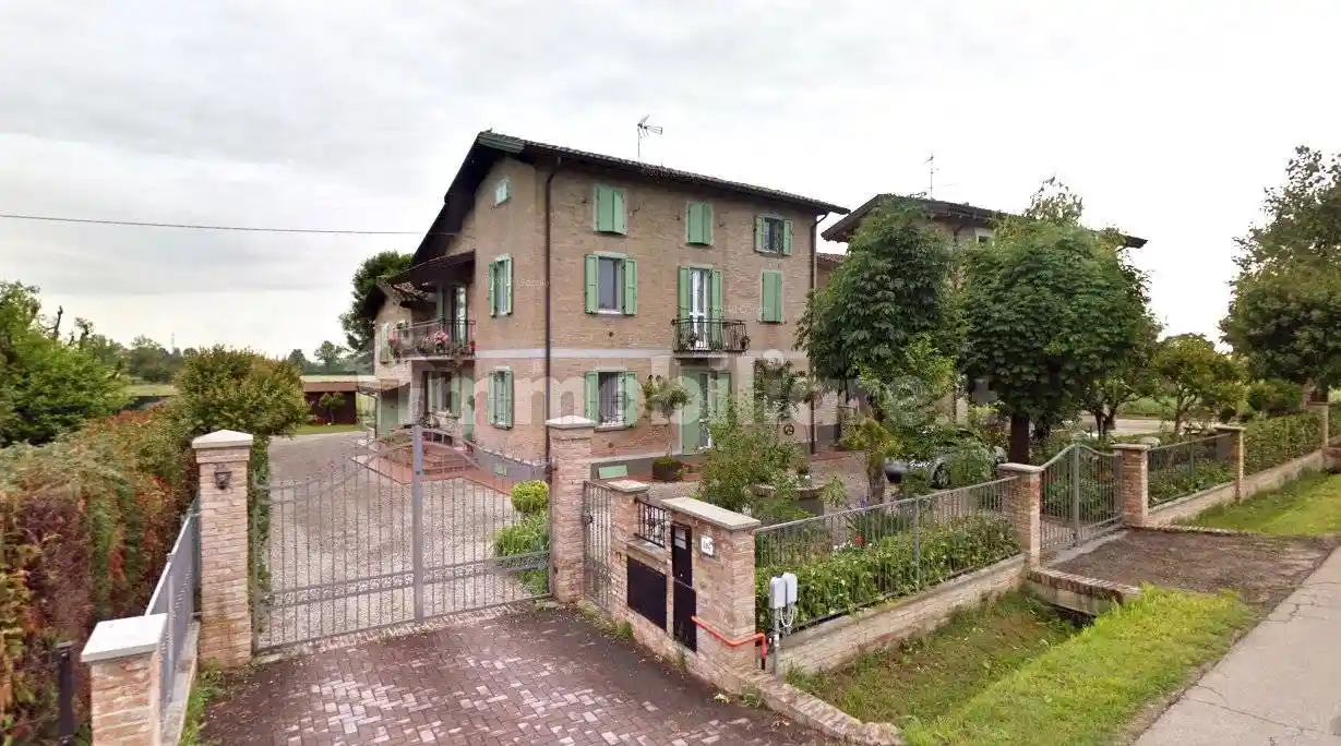 Villa in vendita a Modena