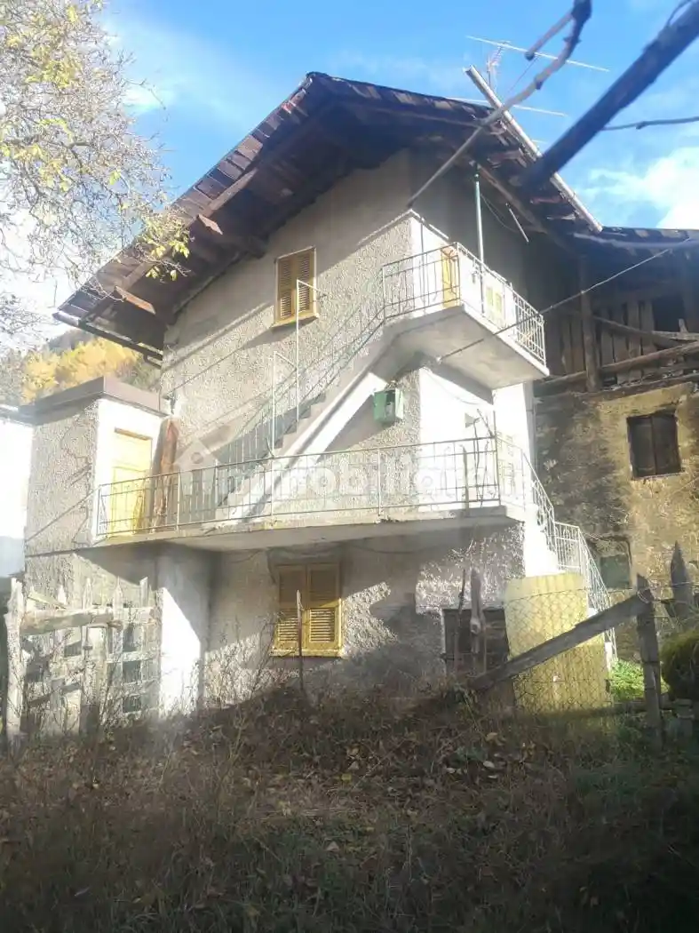 Villa in vendita a Temù