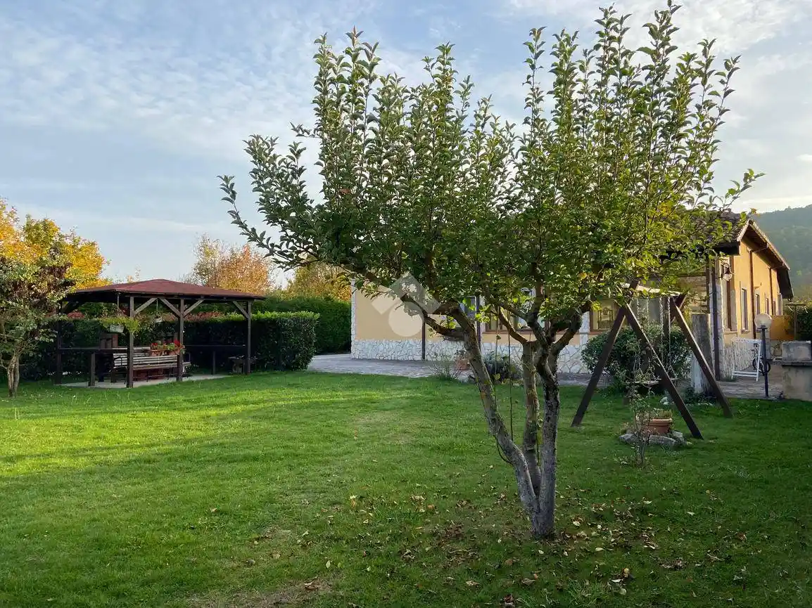 Villa bifamiliare Villino Località Sant'Angelo 1, Castel di Sangro - foto 2