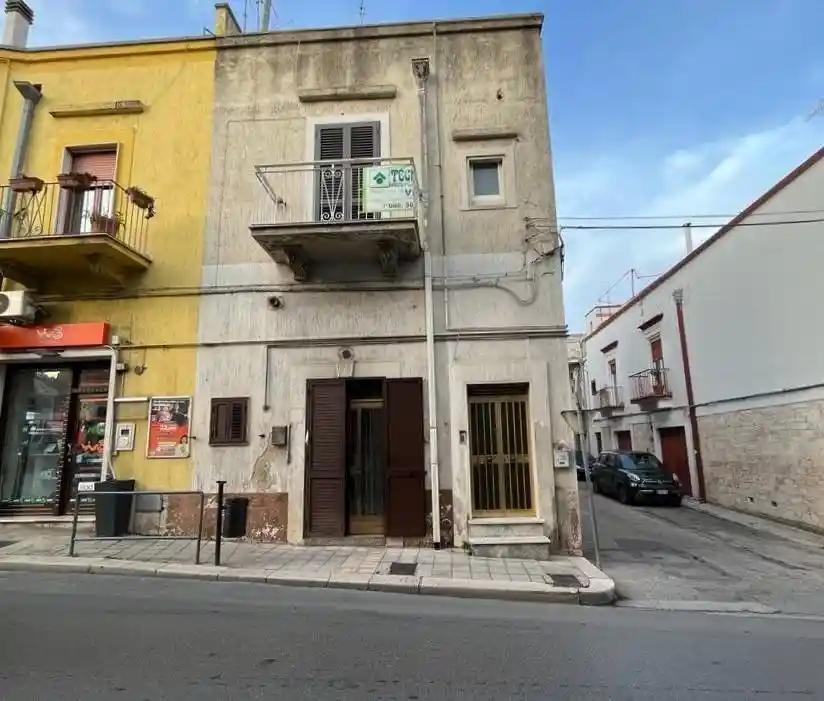 Casa indipendente in vendita a Santeramo in Colle