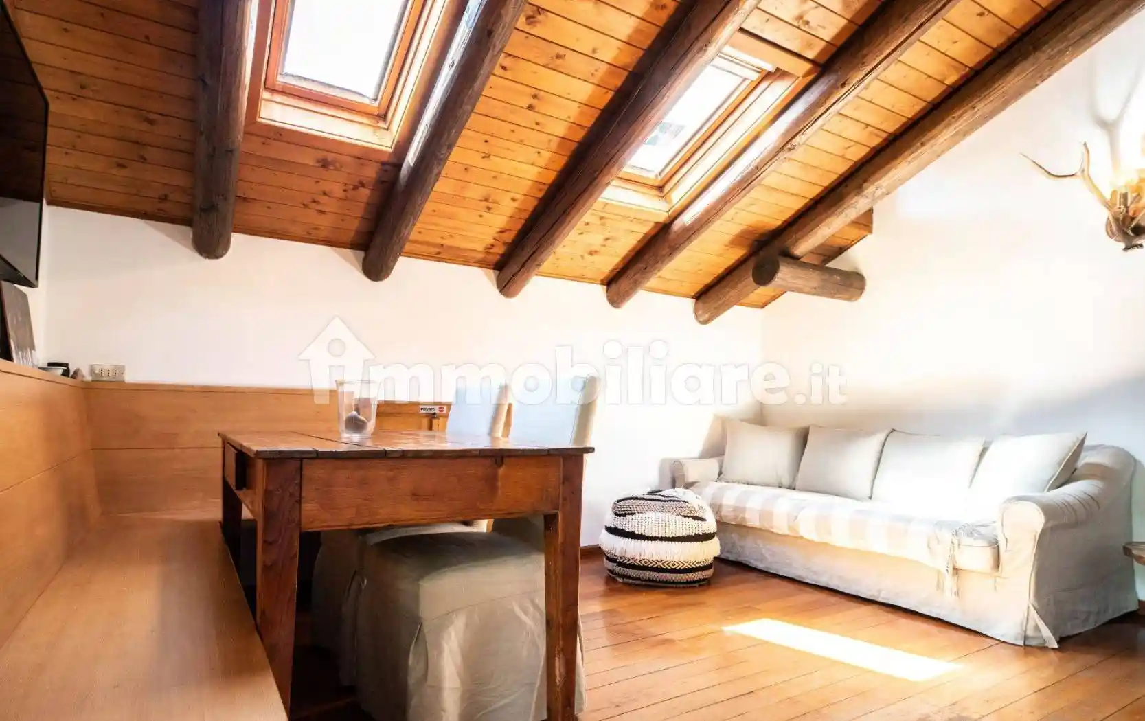 Palazzo - Edificio in Affitto - foto 3