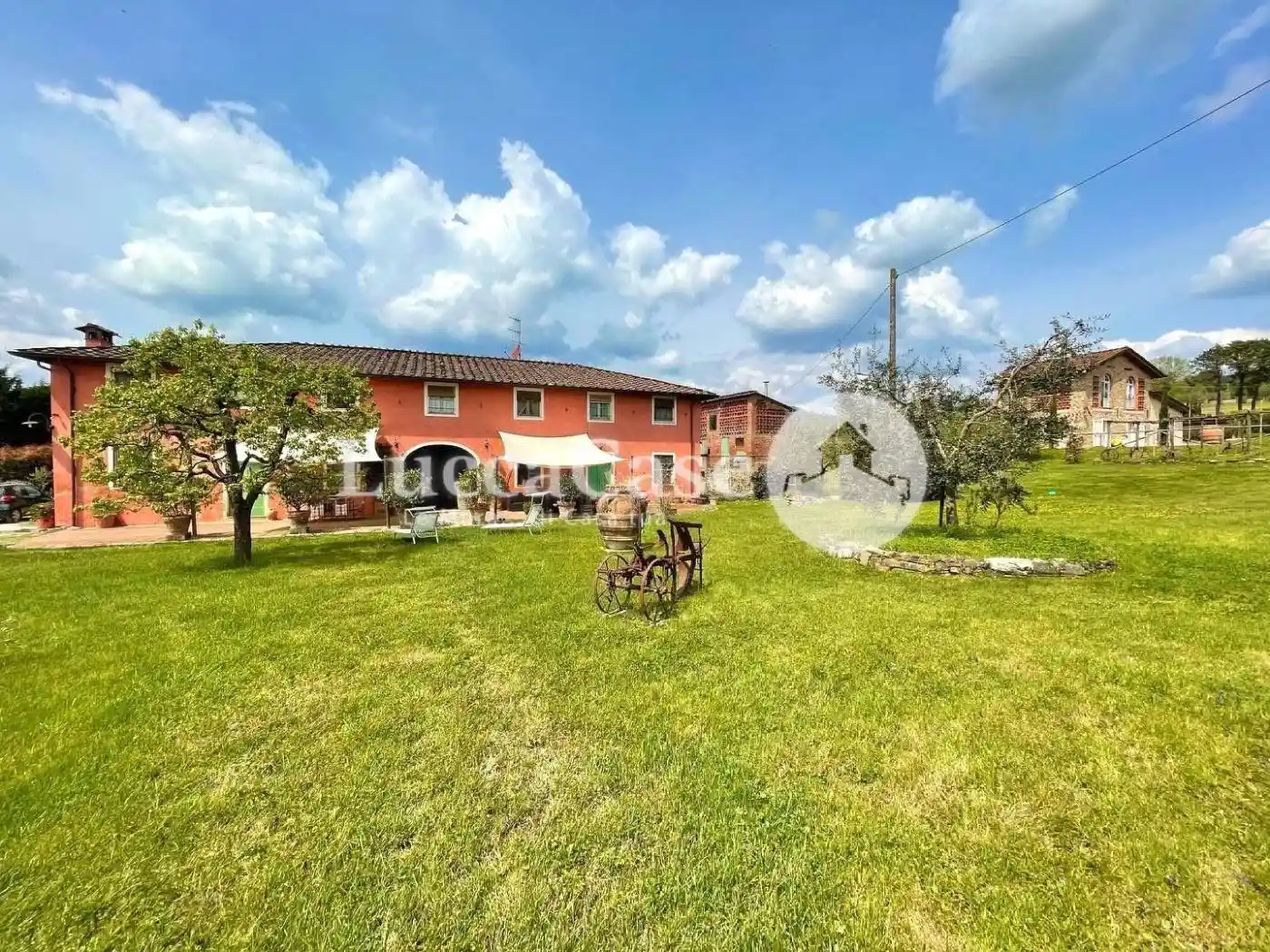 Rustico - Casale in vendita a Lucca