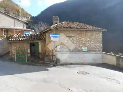 Casa indipendente in vendita a Piglio
