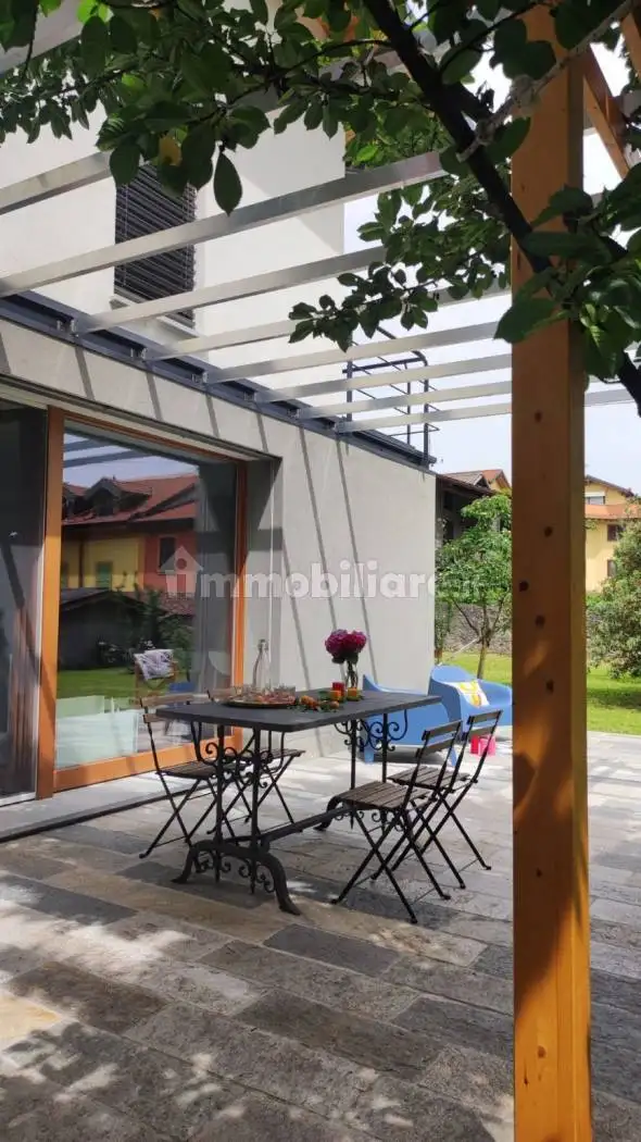 Villa unifamiliare via Solferino 5, Centro, Angera - foto 2