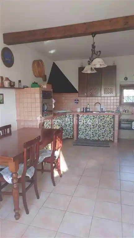 Casa indipendente in vendita a Sale