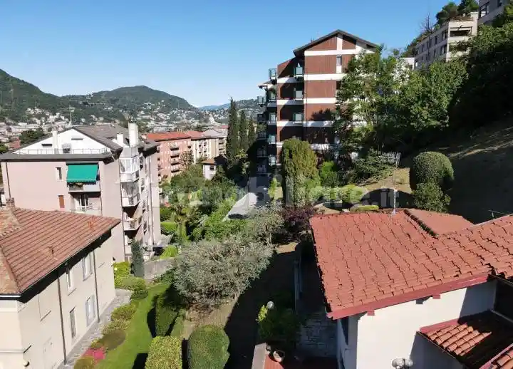 Villa unifamiliare 315 m², San Martino, Como - foto 4