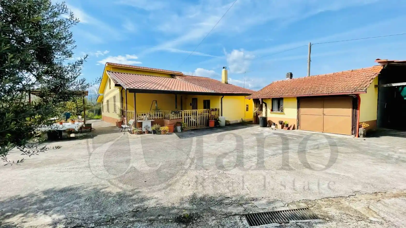 Casa indipendente in vendita a Colfelice