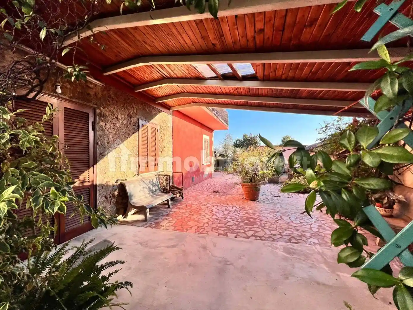 Rustico - Casale in vendita a Isola del Liri