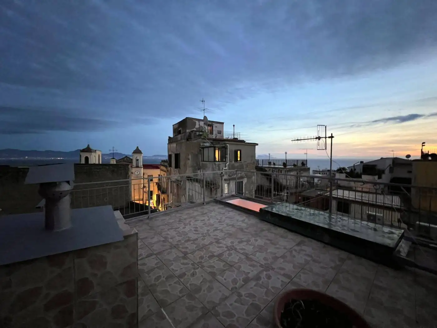 Appartamento in affitto a Napoli